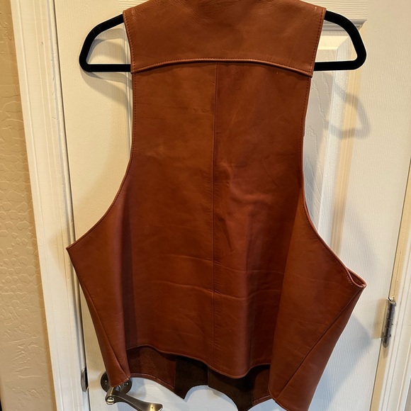 Lew N’ Me fine leather vest, XL. Vintage - Picture 3 of 5